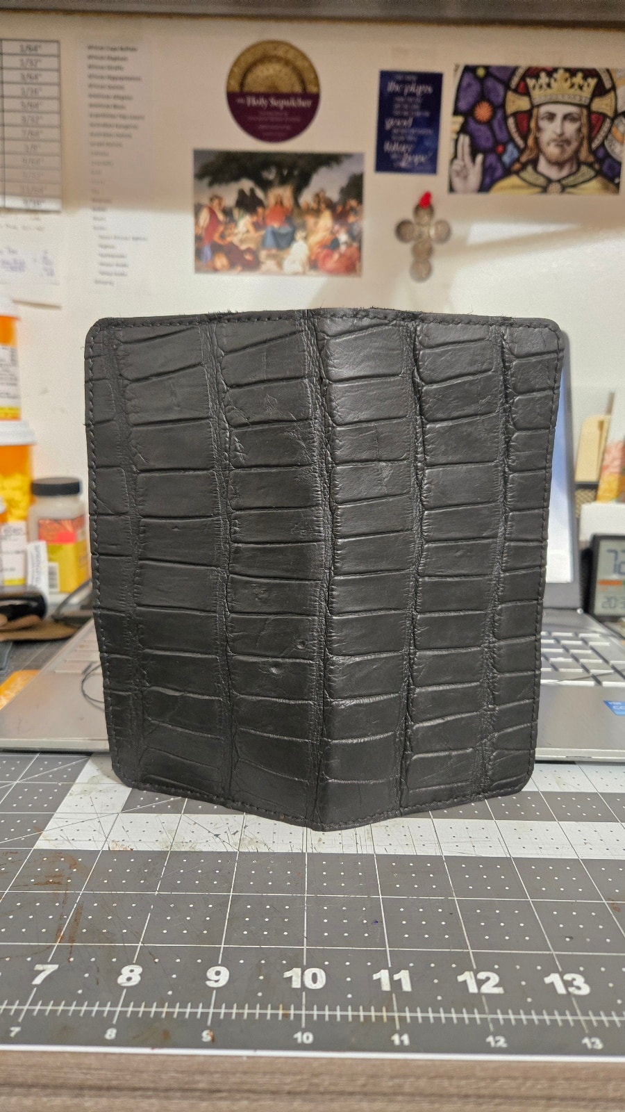AA Long Wallet closed — exterior alligator face