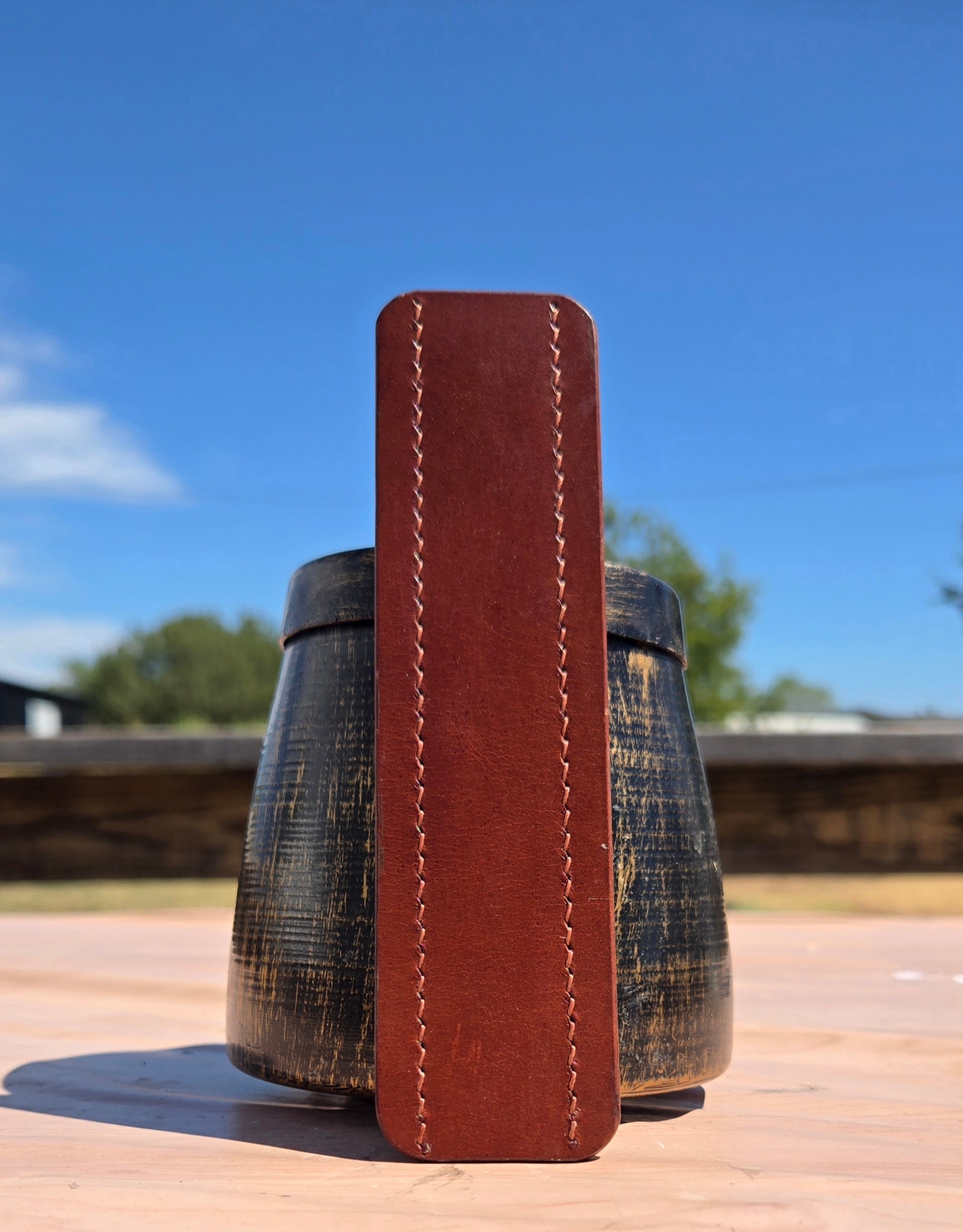 Bookmark back face — plain, barrel shot